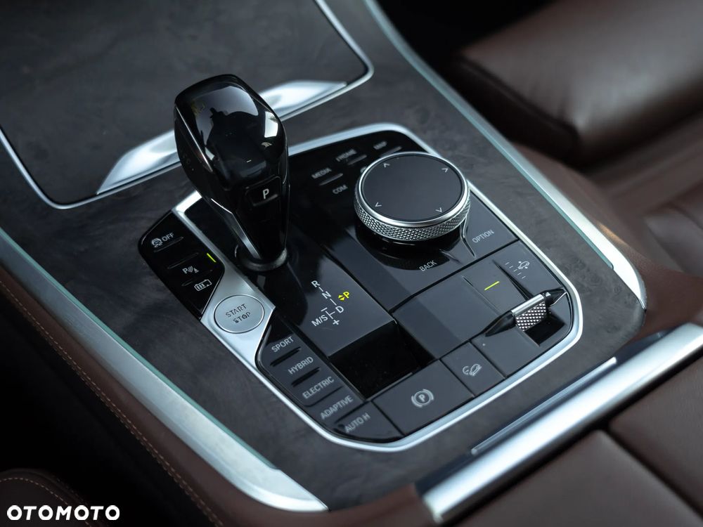 BMW X5 xDrive45e - 27