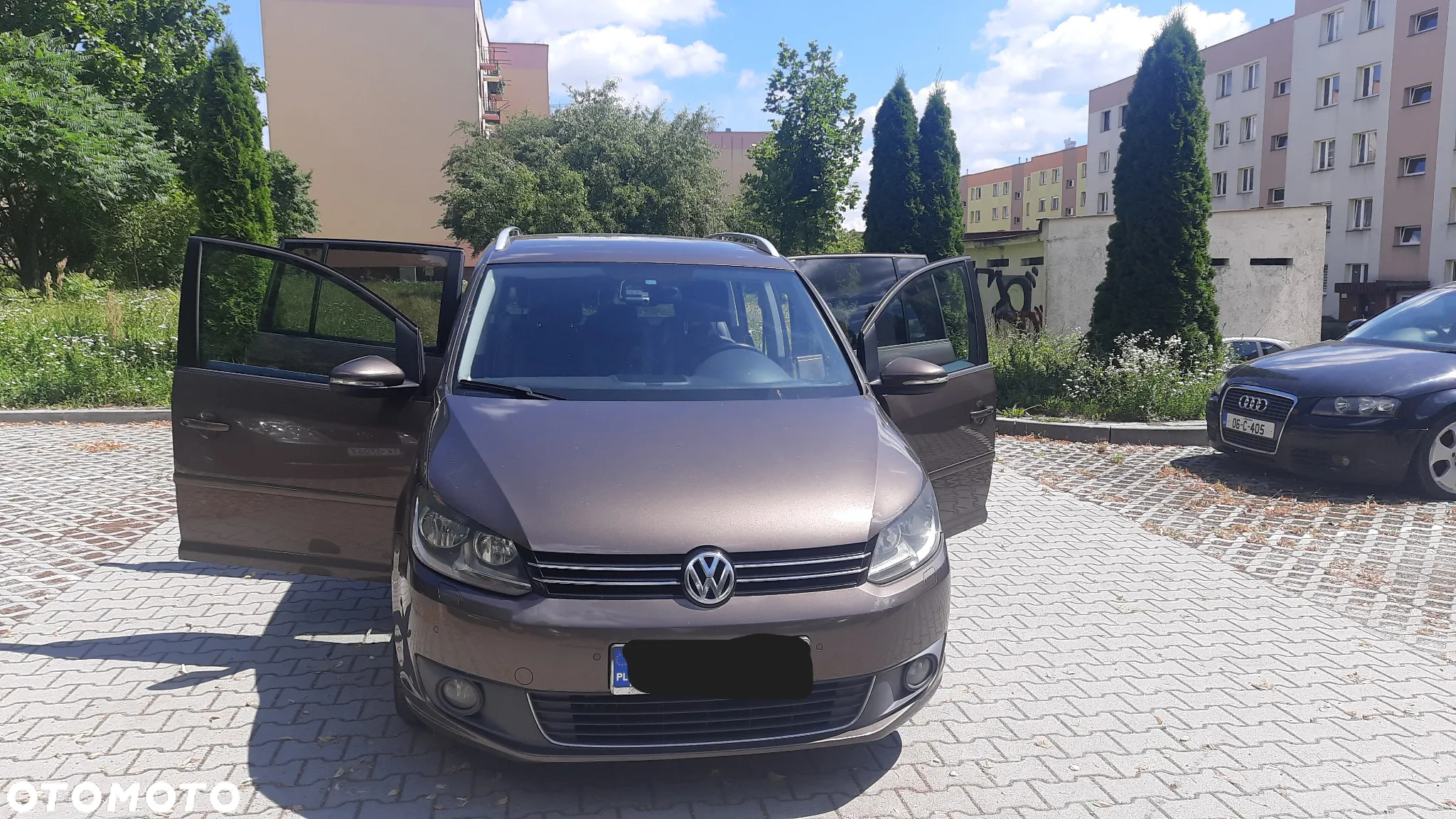 Volkswagen Touran 2.0 TDI DPF BlueMotion Technology DSG Life - 16