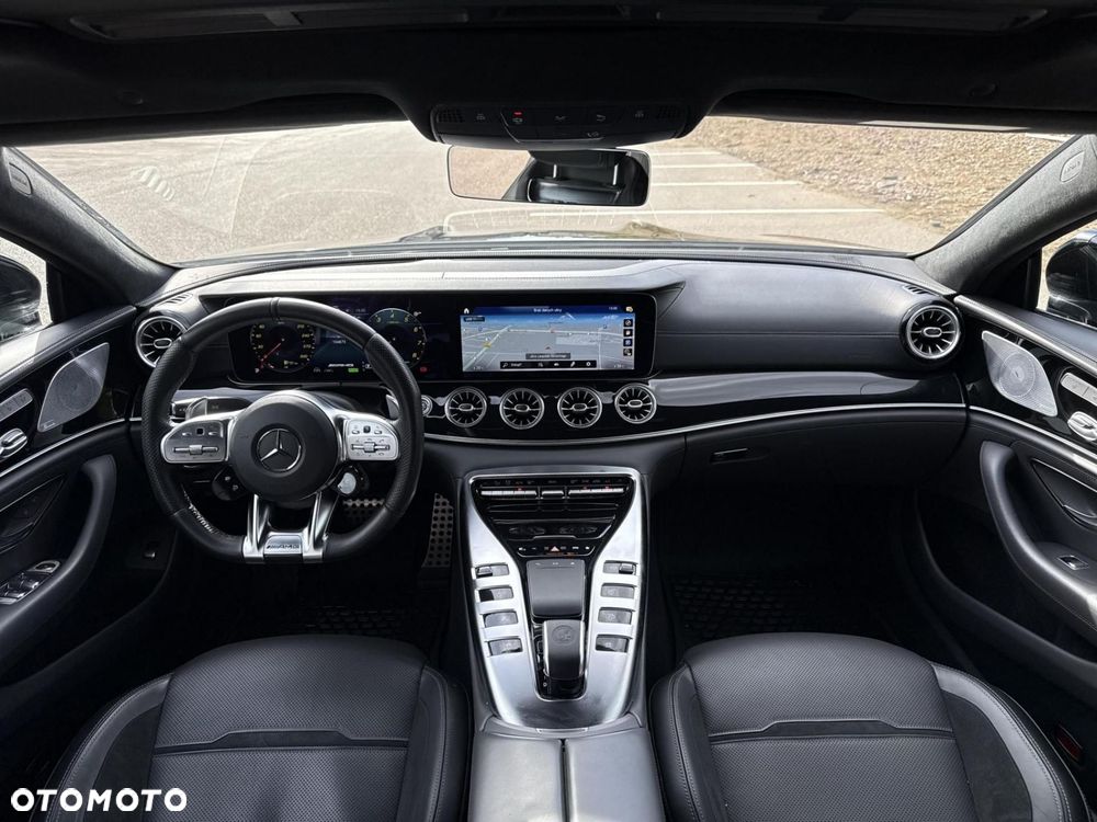Mercedes-Benz AMG GT - 18