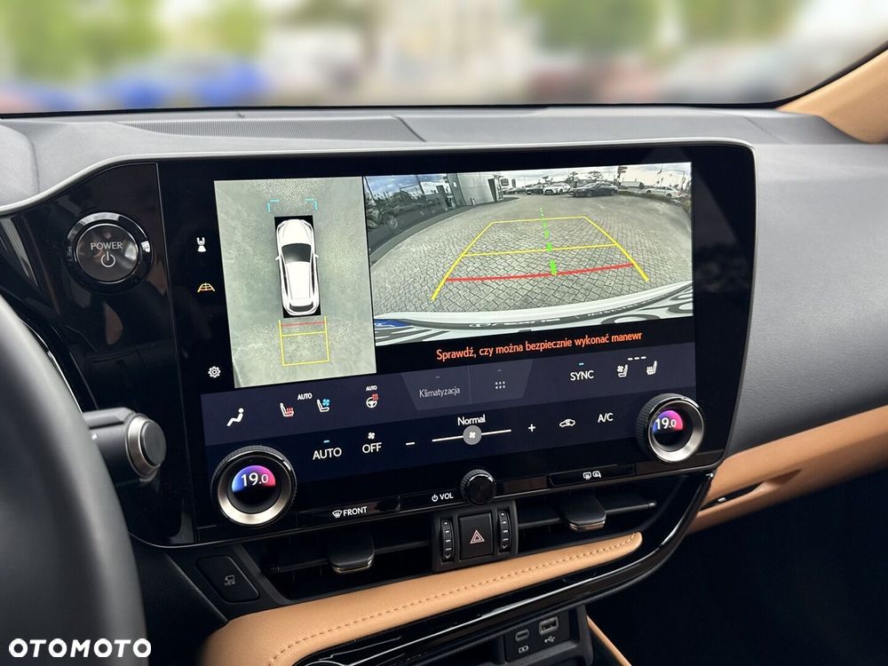 Lexus NX - 16