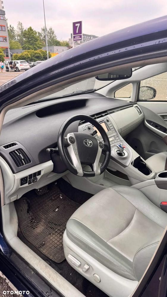 Toyota Prius 1.8 Hybrid Prestige - 7