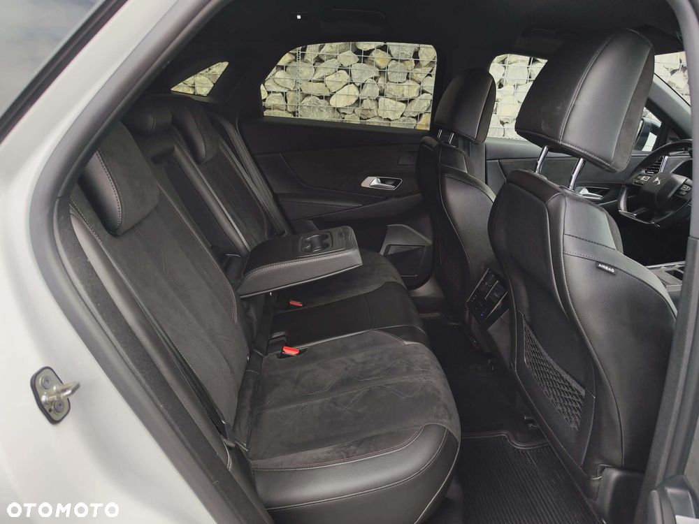 DS Automobiles DS 7 Crossback 2.0 BlueHDi Performance Line + - 27