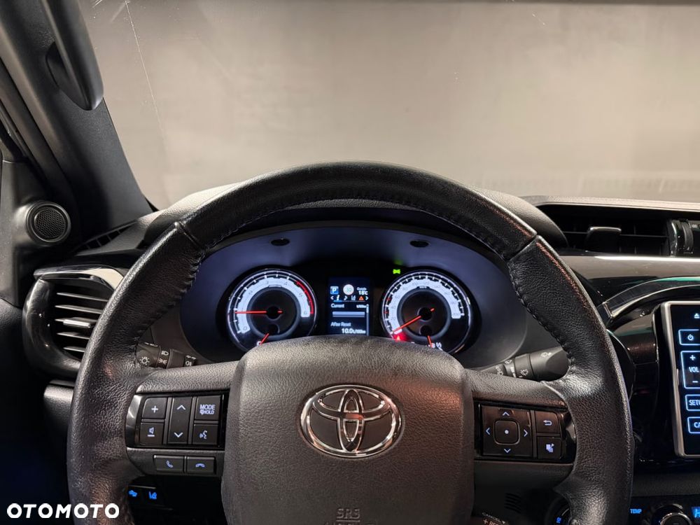 Toyota Hilux 2.4 D-4D Double Cab Selection 50 4x4 - 23