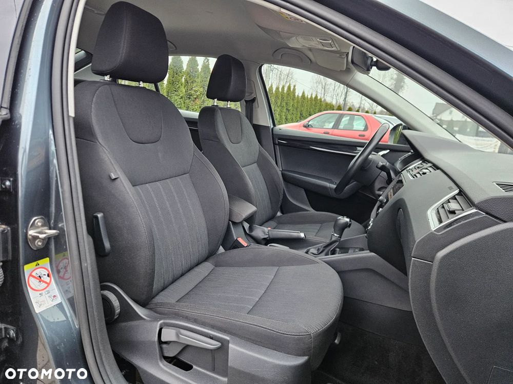 Skoda Octavia 1.5 TSI ACT Style DSG - 12