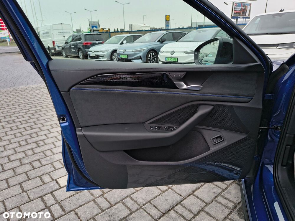 Volkswagen Passat - 17