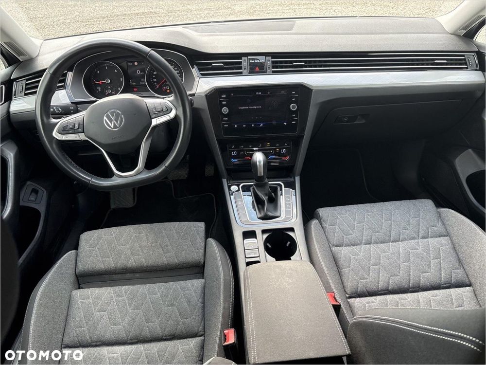 Volkswagen Passat Variant 2.0 TDI EVO Business DSG - 11