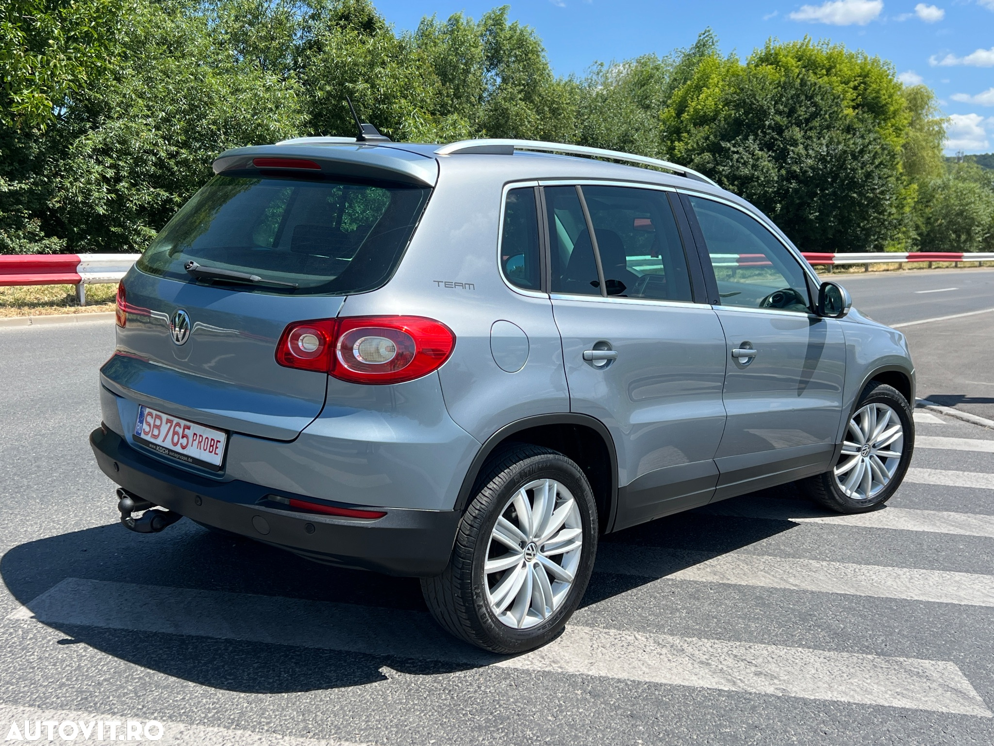Volkswagen Tiguan 2.0 TDI DPF 4Motion Team - 6