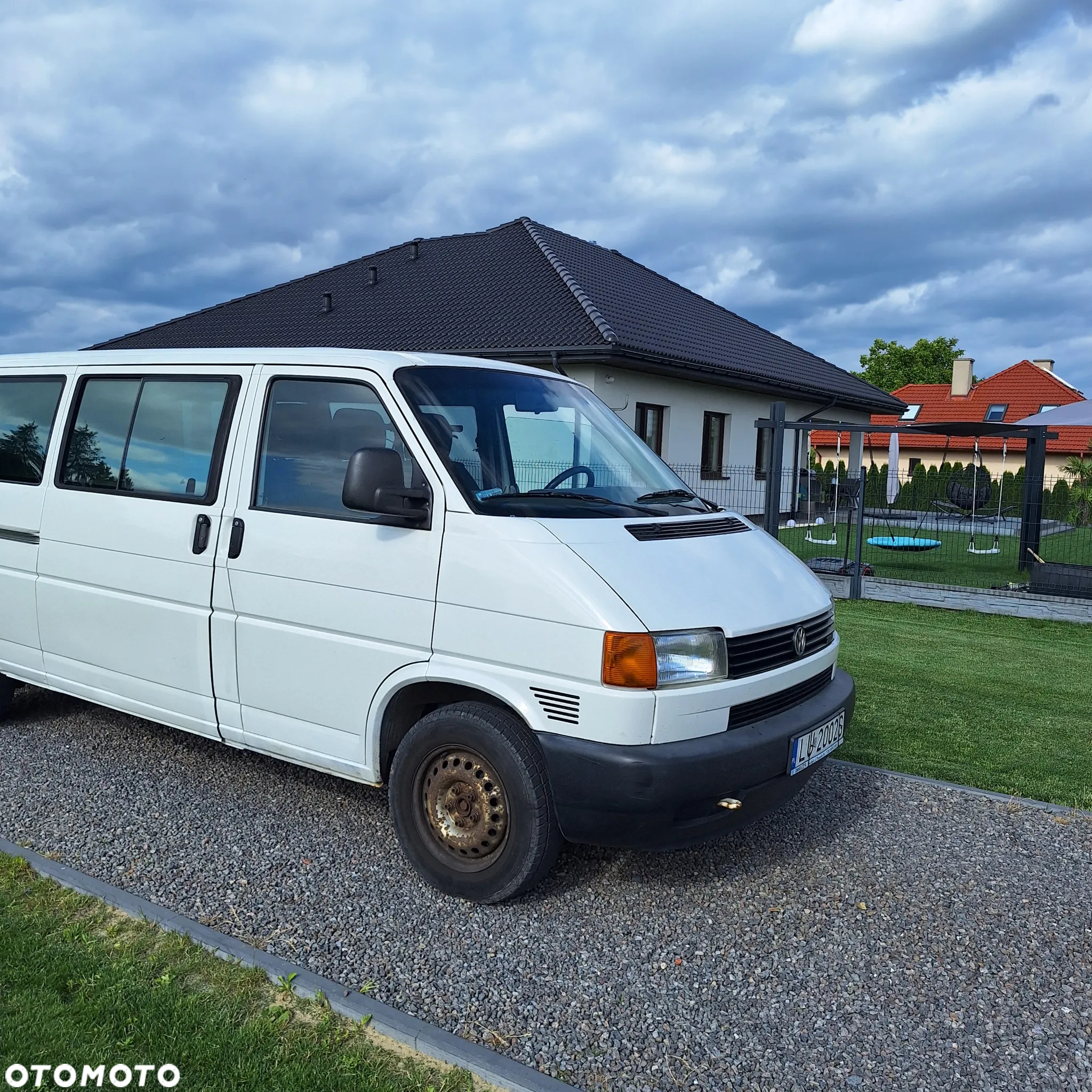 Volkswagen Caravelle TDI GL - 8