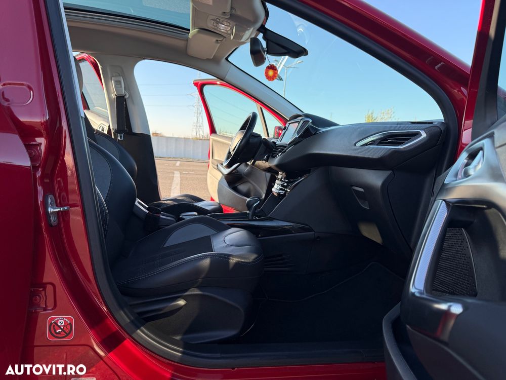 Peugeot 2008 PureTech 110 Stop&Start EAT6 Allure - 21