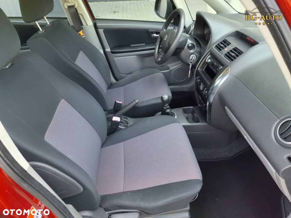 Suzuki SX4 - 27