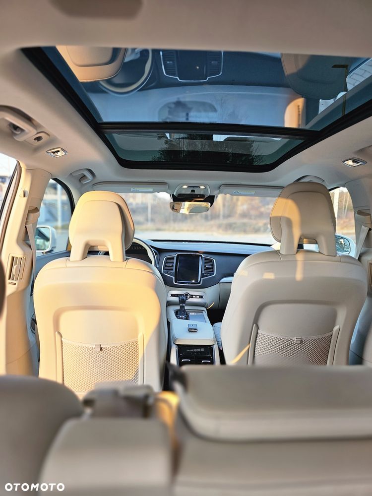 Volvo XC 90 - 5