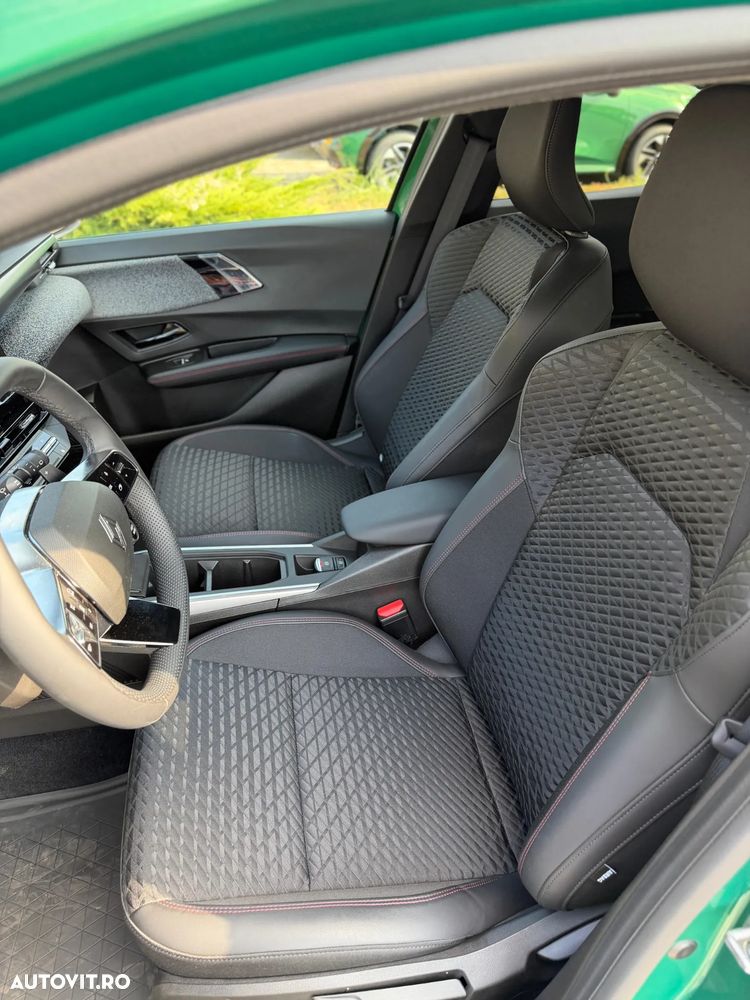 Renault Clio VI TCe 115 EDC Techno - 9