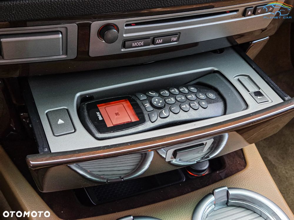 BMW Seria 7 750Li - 33