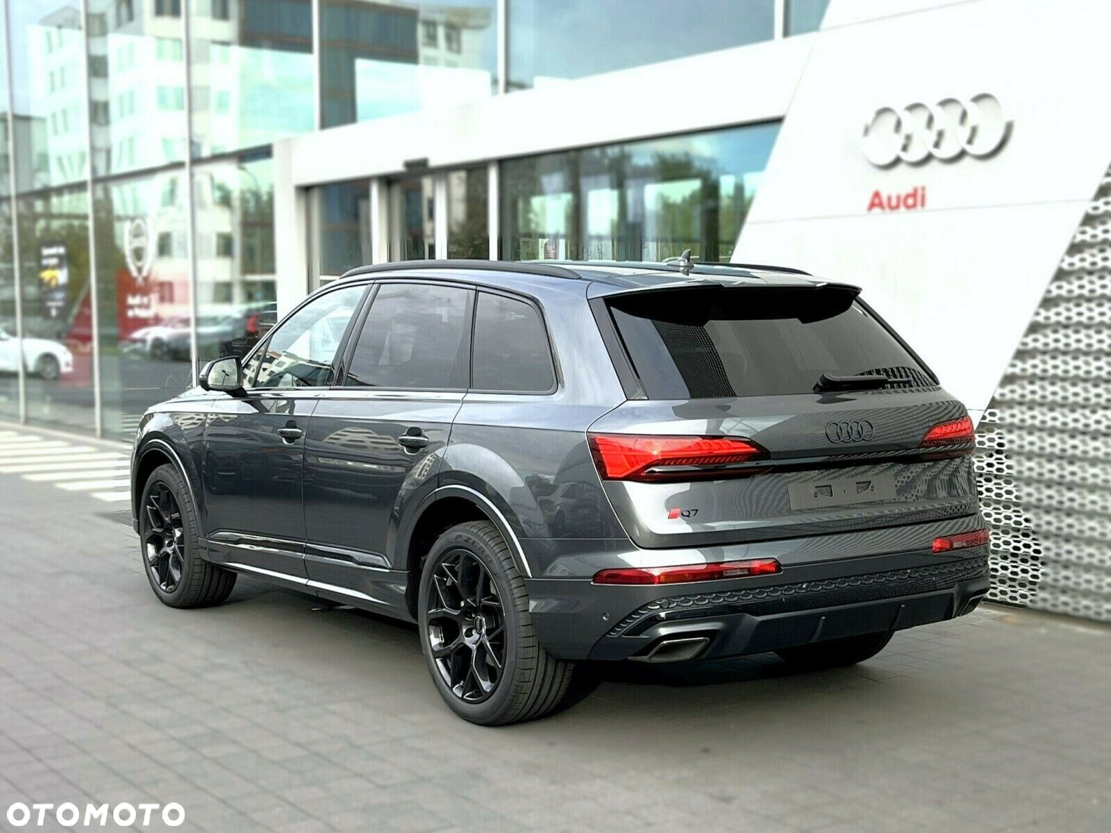 Audi Q7 - 8