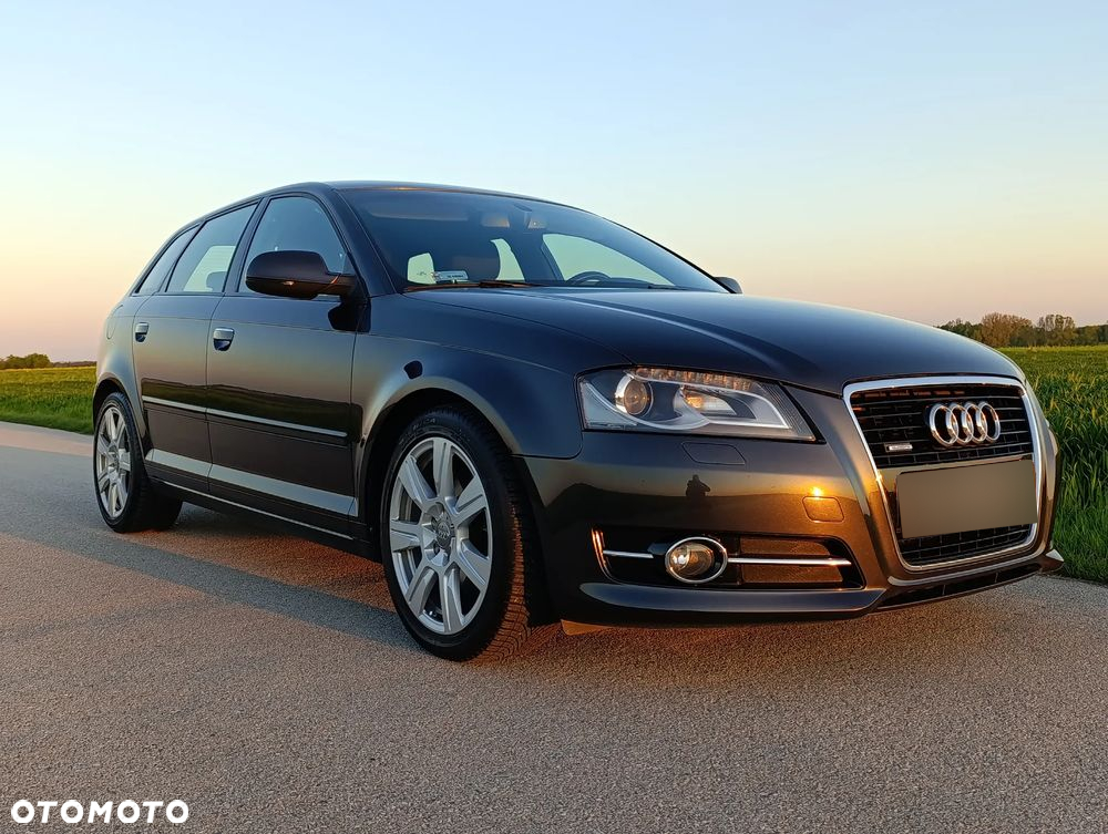 Audi A3 2.0 TDI Sportback DPF quattro Attraction - 11
