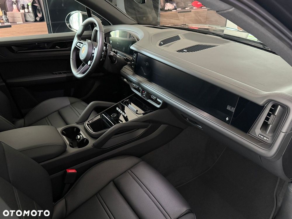 Porsche Cayenne - 27