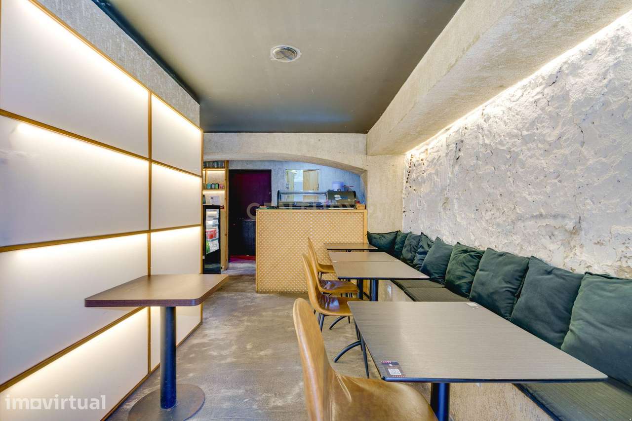 Restaurante de sushi em pleno funcionamento - Grande imagem: 3/10