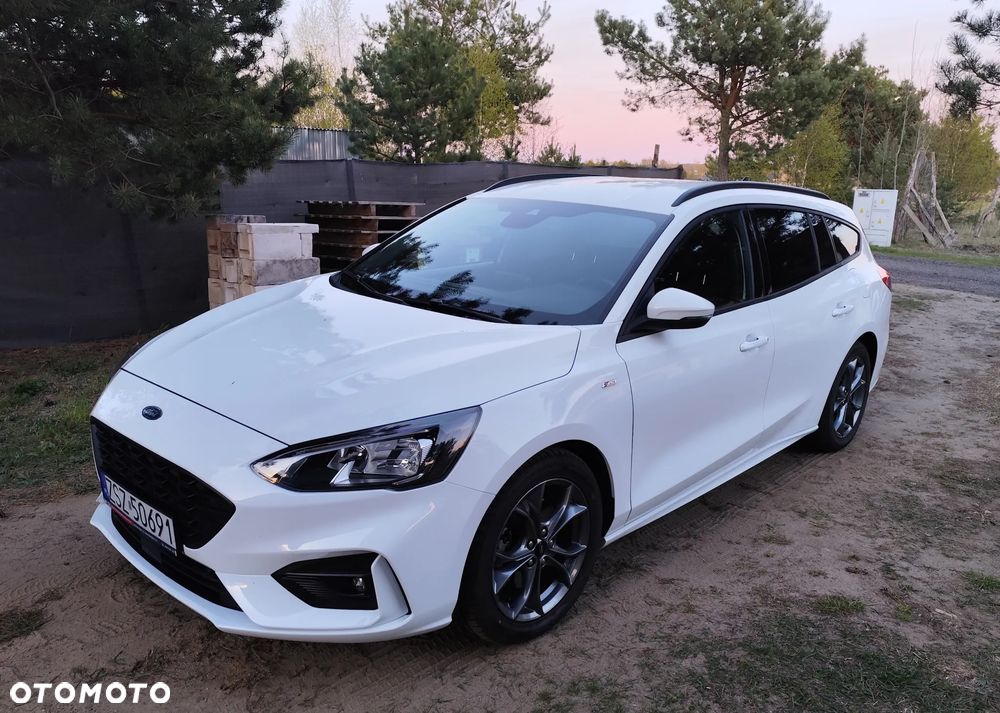 Ford Focus 1.0 EcoBoost Start-Stopp-System ST-LINE STYLE - 4
