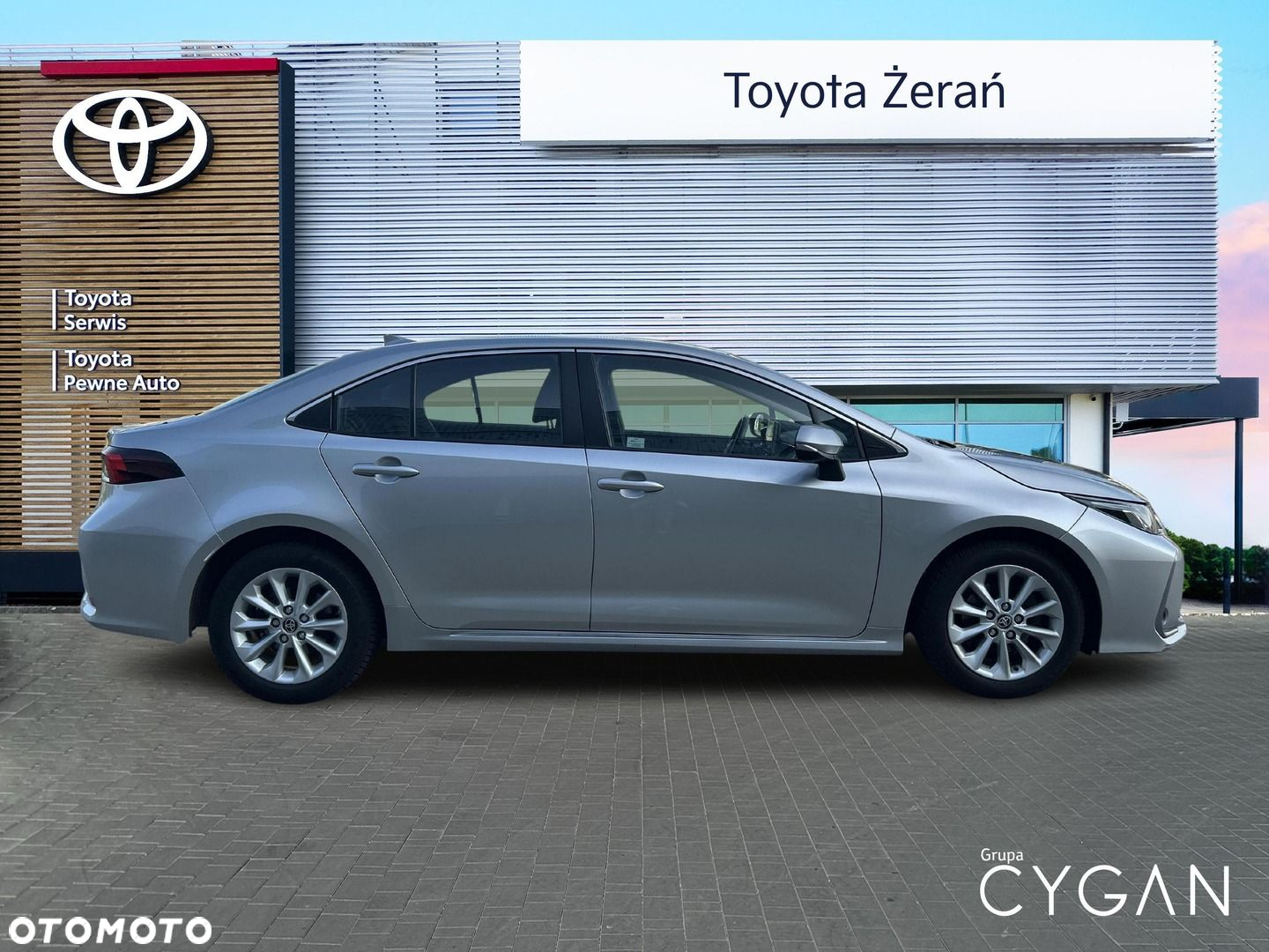 Toyota Corolla - 4