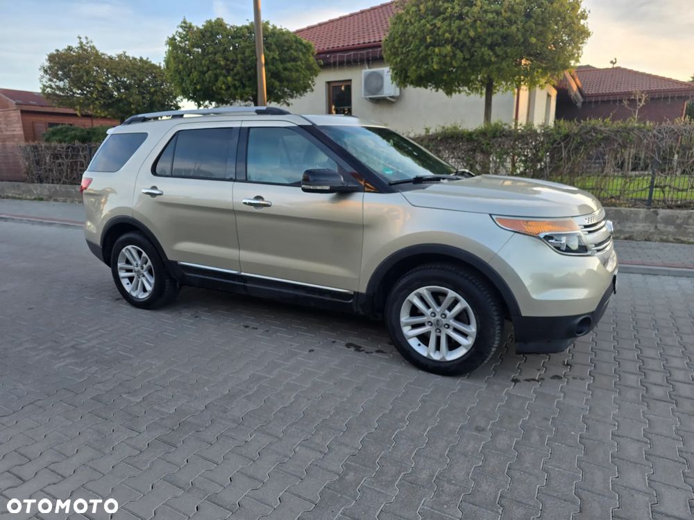 Ford Explorer - 5
