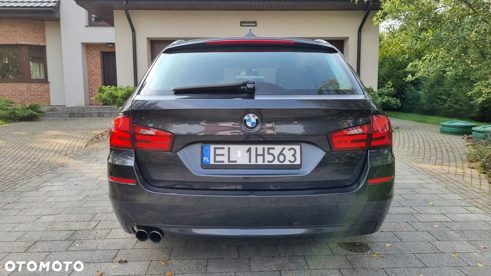 BMW Seria 5 525d - 6