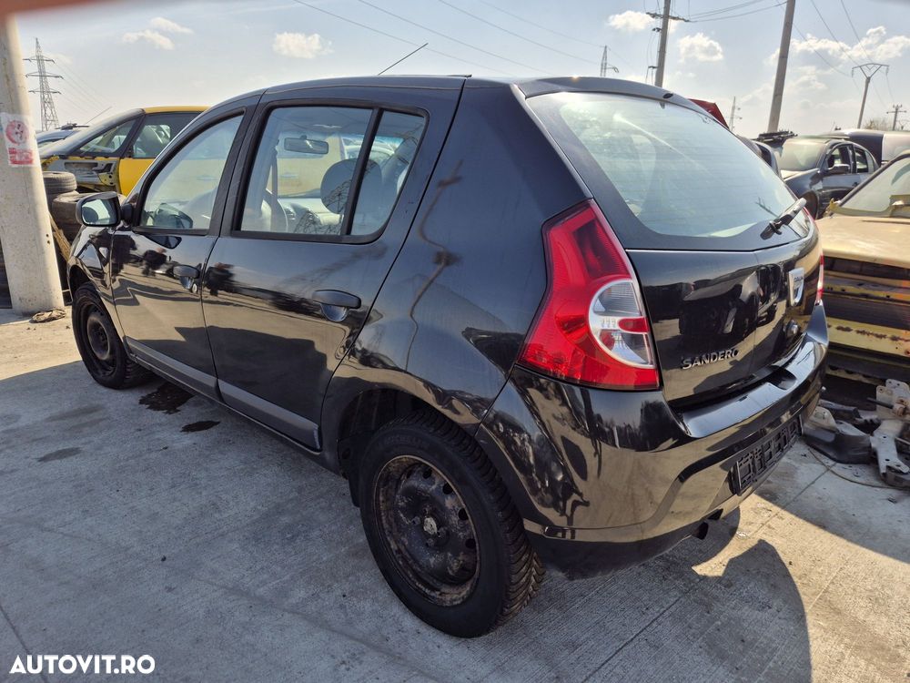 Dezmembram  Dacia Sandero 2010 1.2 16v Manual D4F - 4