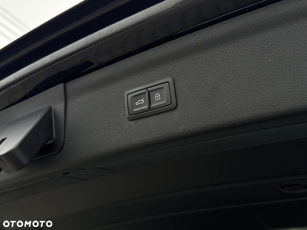 Audi Q3 1.4 TFSI Sport S tronic - 37