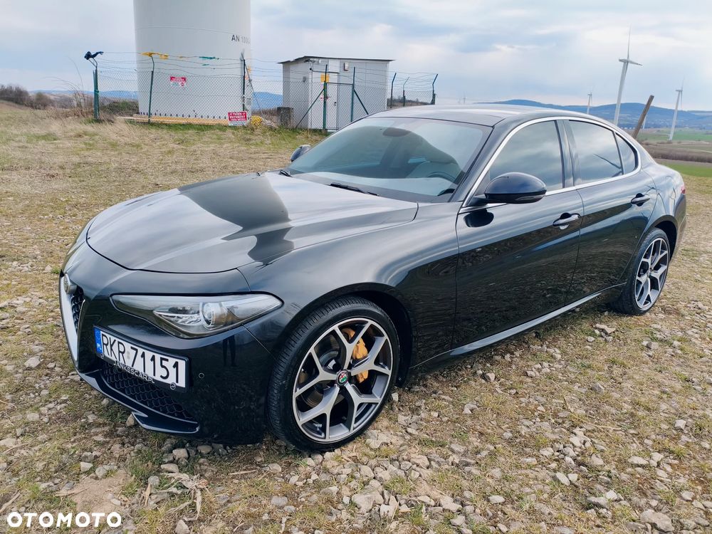 Alfa Romeo Giulia 2.0 Turbo TI Q4 - 9