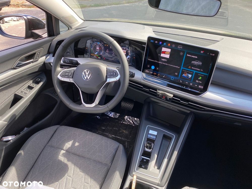 Volkswagen Golf - 13