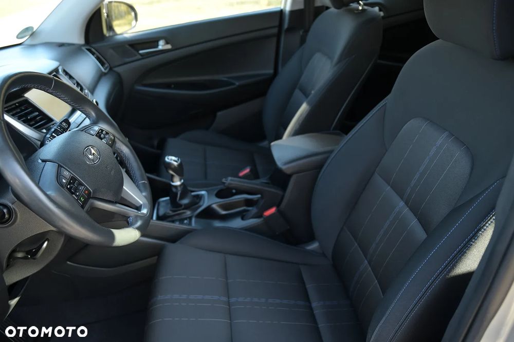 Hyundai Tucson blue 1.6 GDi 2WD Intro Edition - 27