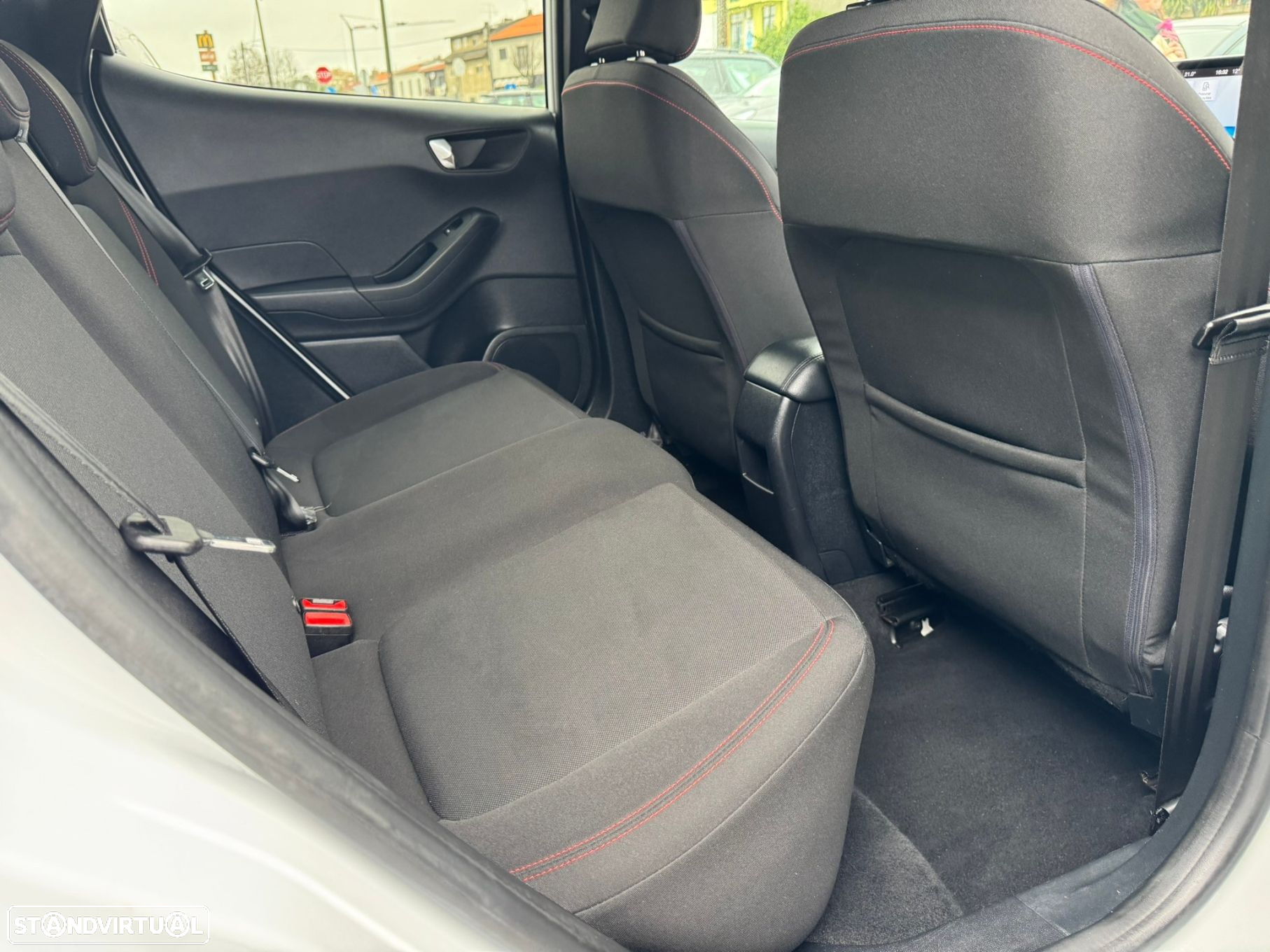 Ford Fiesta 1.0 EcoBoost ST-Line - 15