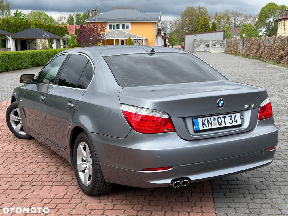 BMW Seria 5 525d Edition Lifestyle - 2