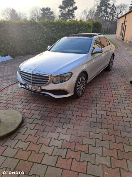 Mercedes-Benz Klasa E 220 d 4-Matic Business Edition 9G-TRONIC - 2