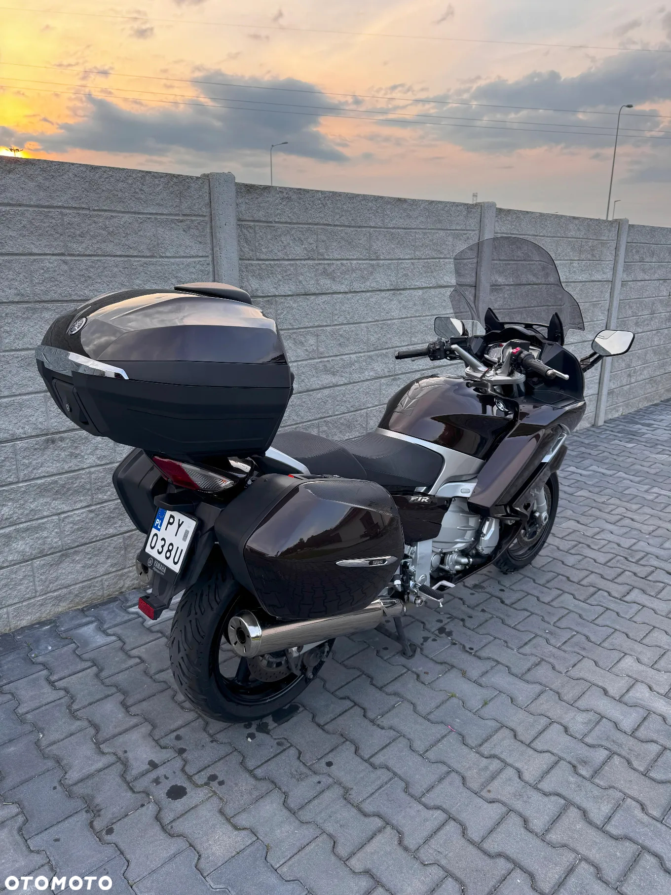 Yamaha FJR - 6