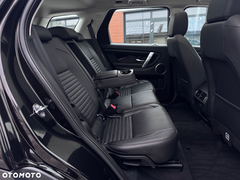 Land Rover Discovery Sport - 27