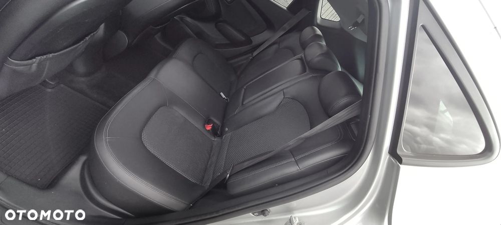 Hyundai ix35 2.0 4WD Premium - 26