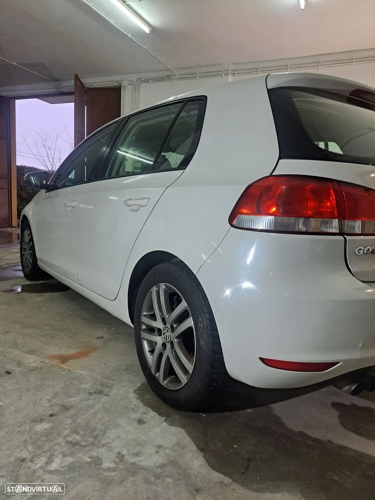 VW Golf 2.0 TDi Confortline - 7