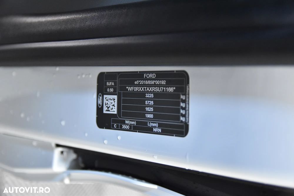 Ford Transit Custom Van - 24