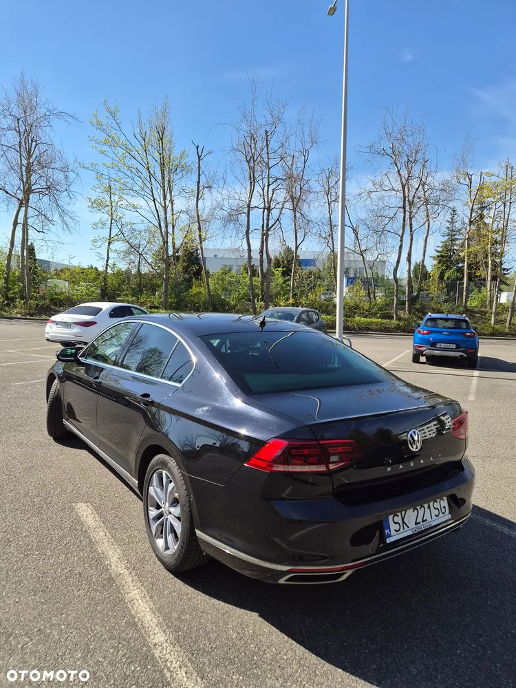 Volkswagen Passat 2.0 TSI Business DSG - 7