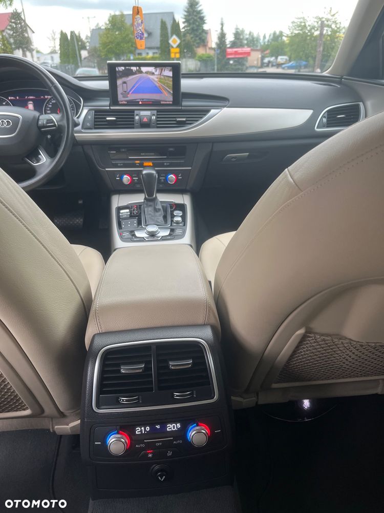 Audi A6 Avant - 17