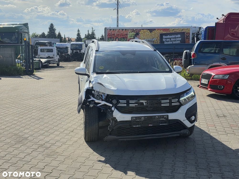 Dacia Jogger 1.0 TCe Essential - 2