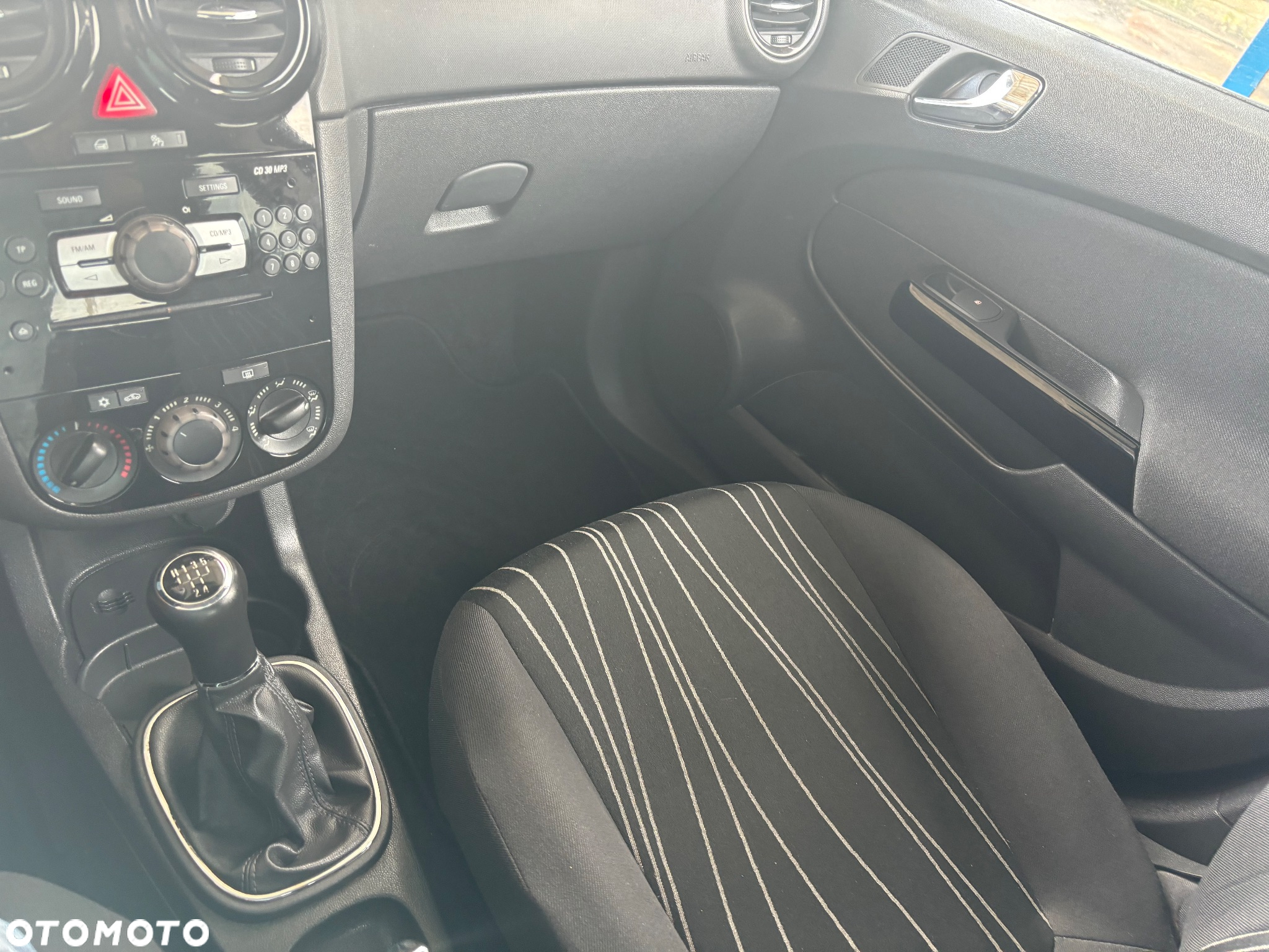 Opel Corsa 1.4 16V Edition 111 Jahre - 15