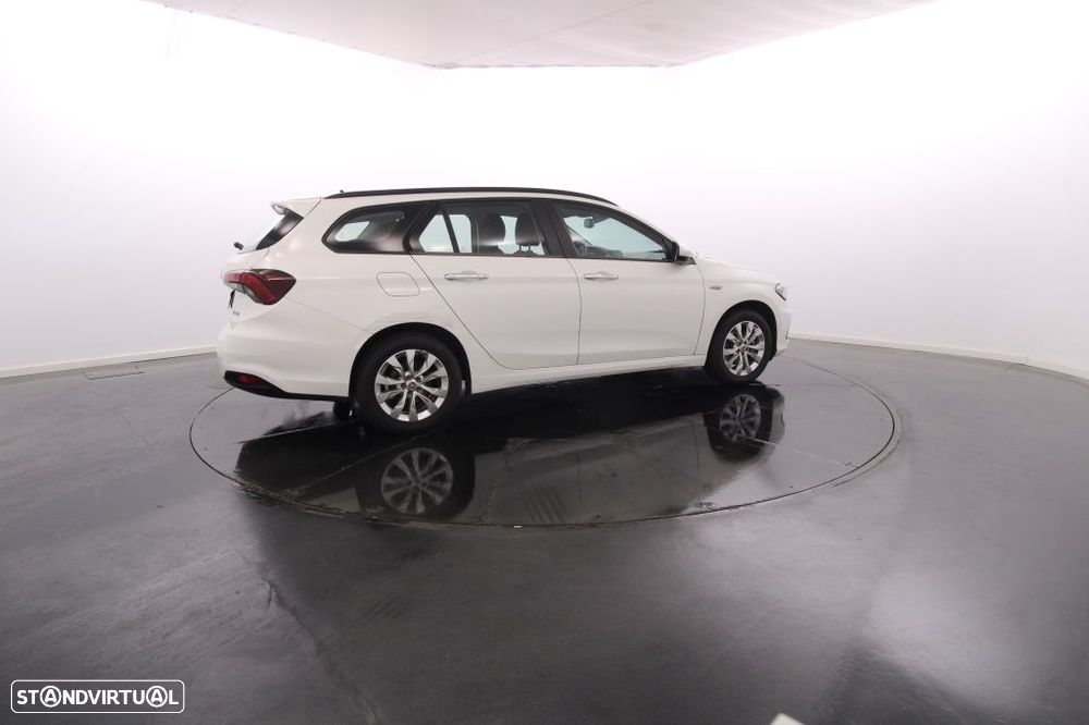 Fiat Tipo Station Wagon 1.3 M-Jet Lounge - 8