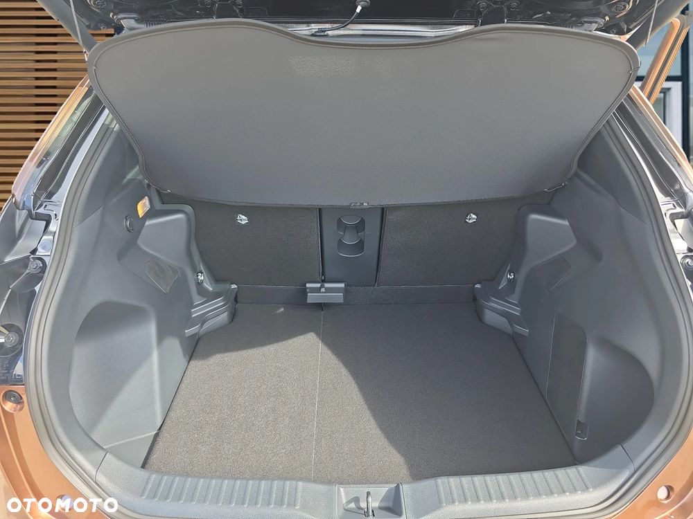 Toyota Yaris Cross - 14
