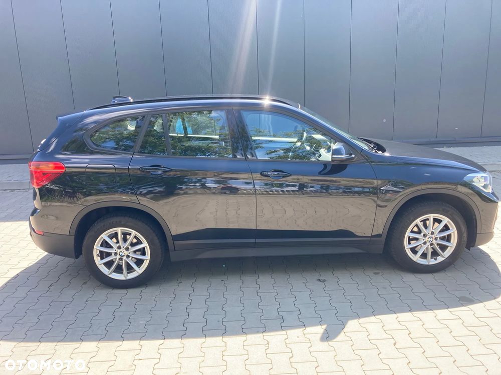 BMW X1 sDrive18i Advantage - 13