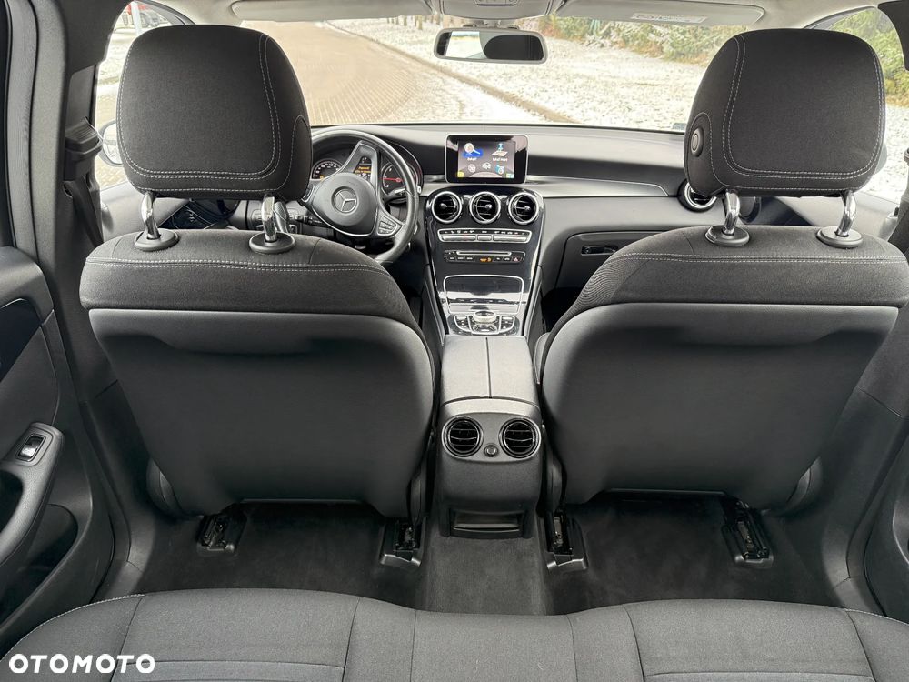 Mercedes-Benz GLC - 11