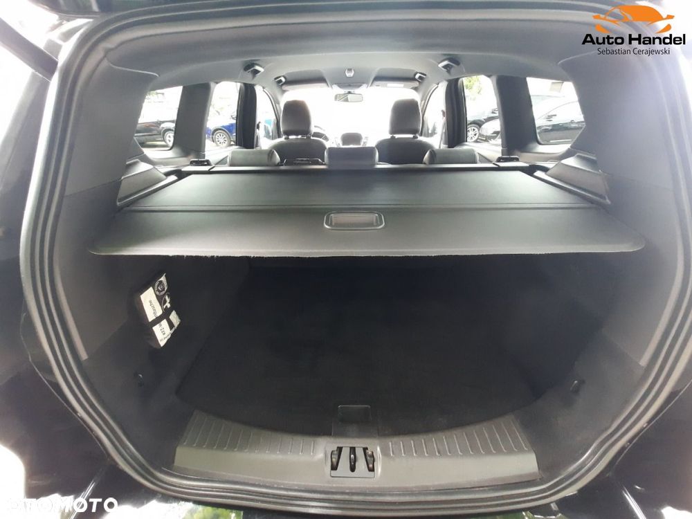 Ford Kuga 1.5 EcoBoost 2x4 ST-Line - 17