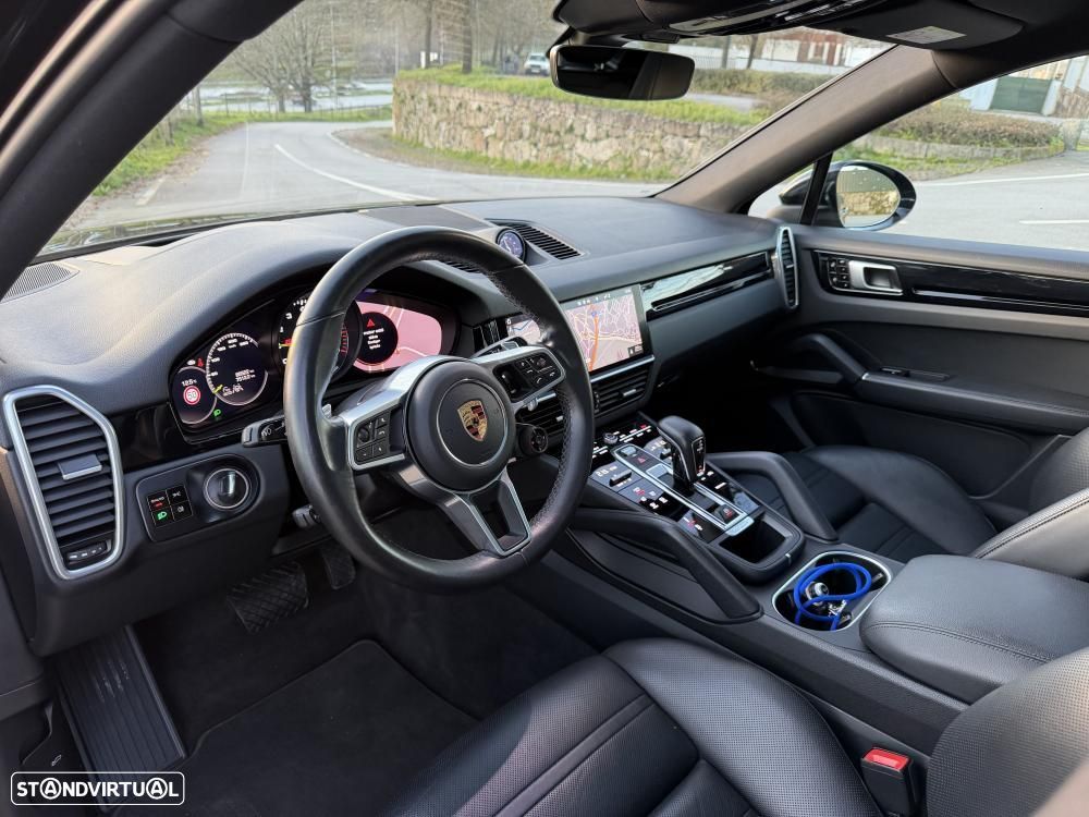 Porsche Cayenne Coupé E-Hybrid Platinum Edition - 7