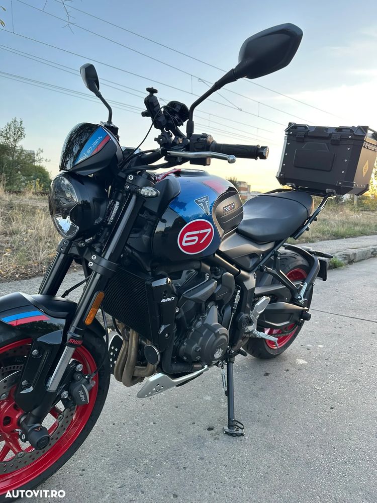 Triumph Trident 660 - 2