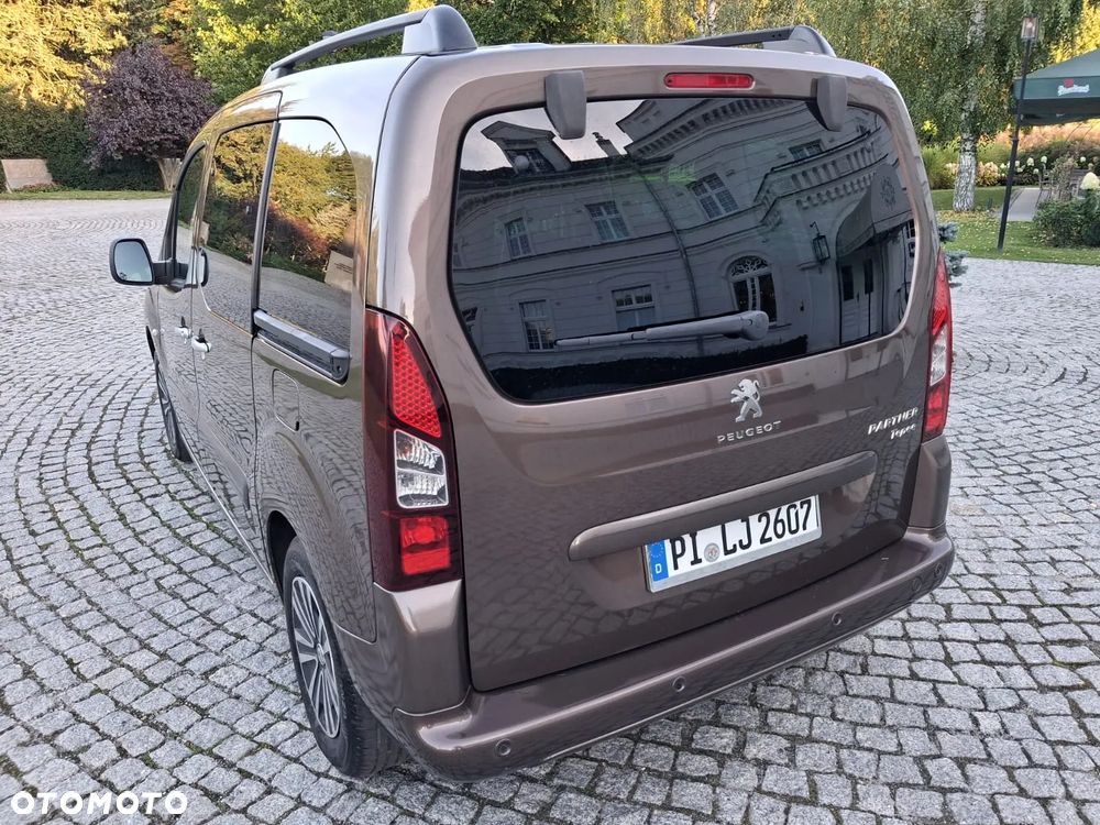 Peugeot Partner 120 VTi Style - 29